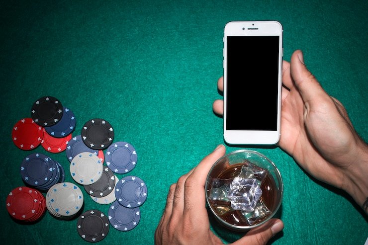 Tampilan mobile Piggy Gold yang rapi